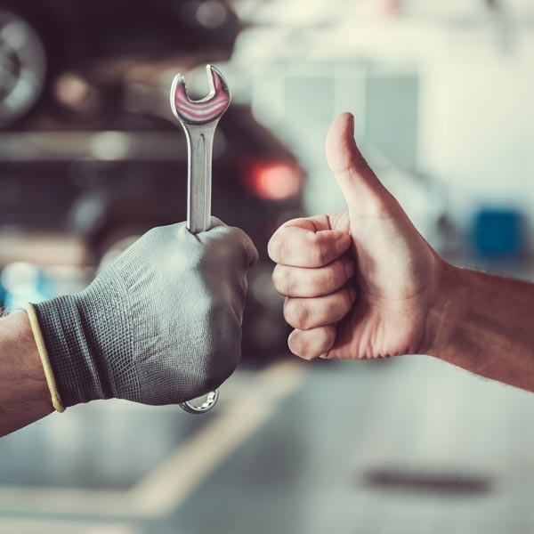 thumbs up with mechanic